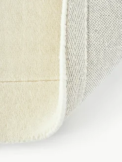 Handgetufteter Kurzflor-Wollteppich Jadie