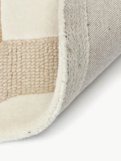 Handgetufteter Wollteppich Corin mit Hoch-Tief-Struktur