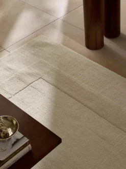 Handgewebter Baumwollteppich Dania mit Hoch-Tief-Struktur