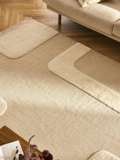 Handgewebter Teppich Laine mit Hoch-Tief-Muster und Fransen