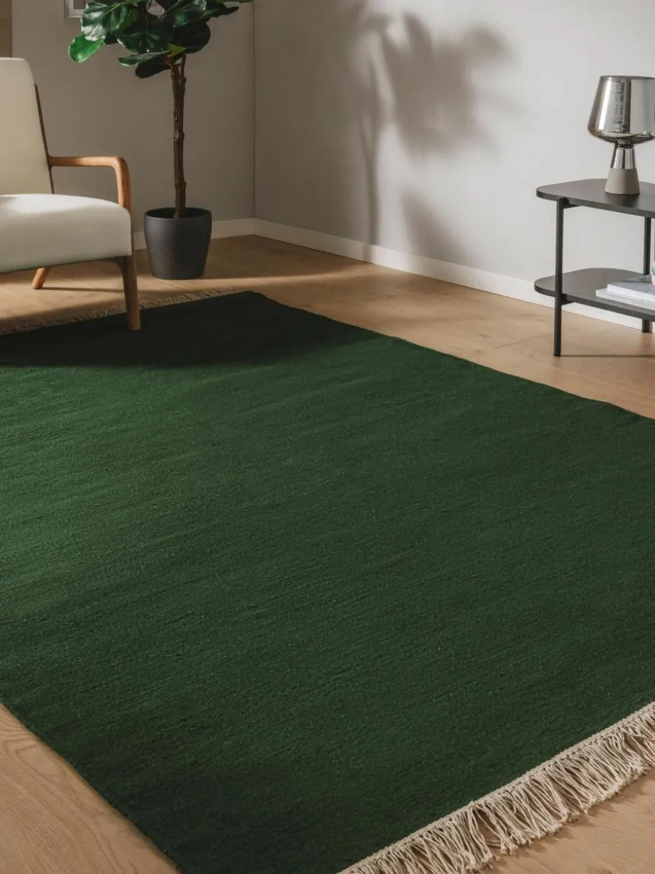 Handgewebter Wollteppich Liv mit Fransen