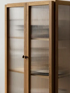 Highboard Curiosity aus Eichenholz