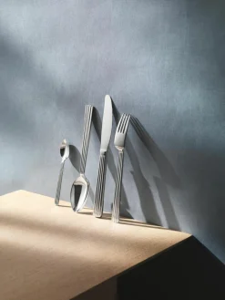 Hochglanzpoliertes Besteck-Set Bernadotte, in verschiedenen Setgrößen