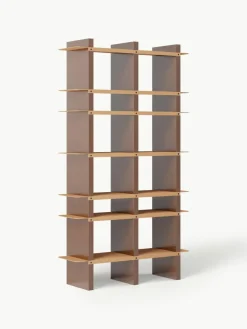 Hohes Regal Rami mit Metall-Elementen