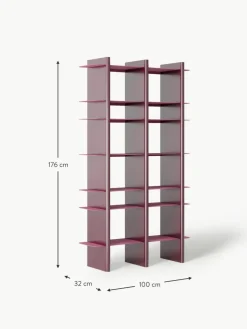 Hohes Regal Rami mit Metall-Elementen