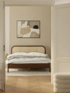 Holzbett Jones mit Kopfteil aus Wiener Geflecht