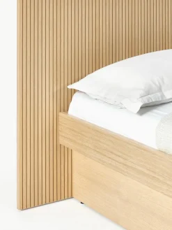 Holzbett Sato mit Schubladen und Kopfteil