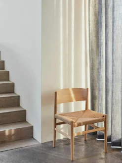 Holzstuhl Nestor mit handgeflochtener Sitzfläche