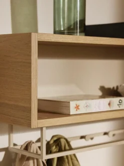 Holz-Wandgarderobe Larsen