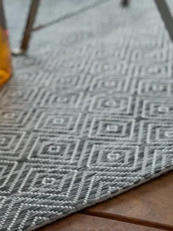 In- & Outdoor Teppich Nordic mit grafischem Muster