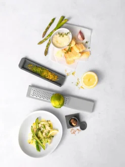 3-in-1 Feinreibe Z-Cut