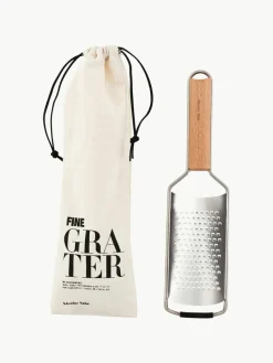 Küchenreibe Fina aus Edelstahl und Buchenholz