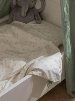 Kinderbettwäsche Sophora Leaves aus Bio-Baumwolle