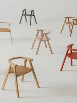 Kinderstuhl Growing Green aus Buchenholz