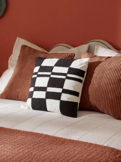 Kissenhülle Scout mit getuftetem Karo-Muster