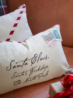 Kissenhülle Wishes mit weihnachtlicher 3D Stickerei