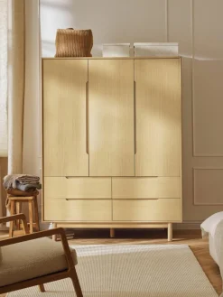 Kleiderschrank Cassy, 3-türig