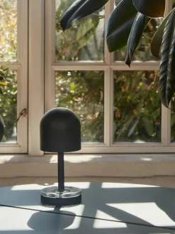 Kleine mobile LED-Außentischlampe Luceo