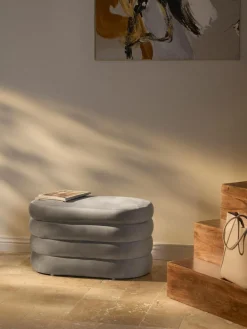 Kleine Samt-Polsterbank Alto mit Stauraum