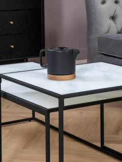 Kleine Teekanne Nordika mit Akazienholzsockel, 700 ml