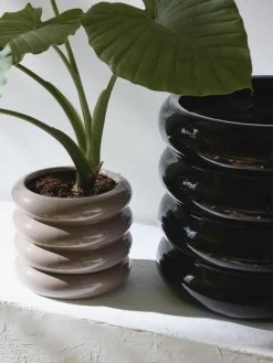 Kleiner Übertopf Rudi aus Steinzeug, H 16 cm