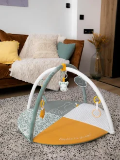 Krabbeldecke Sophie la girafe mit Activity-Bogen