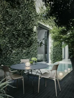 Kunststoff-Armlehnstühle A.I., 2 Stück