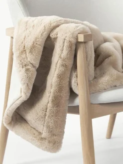 Kuscheldecke Mette aus Kunstfell