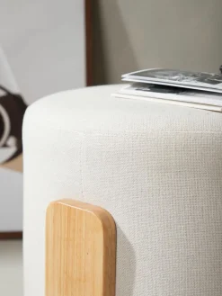 Leinen-Hocker Coffey mit Holz-Füßen