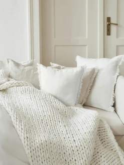 Leinen-Kissenhülle Luana mit Fransen