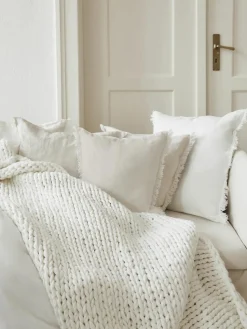 Leinen-Kissenhülle Luana mit Fransen