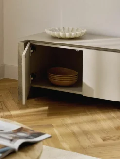 Lowboard Bruce aus Marmor und Metall