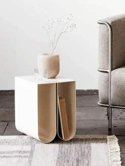 Metall-Beistelltisch Curved