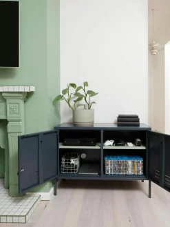 Metall-Sideboard The Lowdown