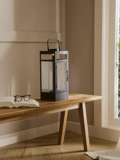 Mobile batteriebetriebene LED-Laterne Flint