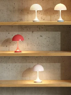 Mobile dimmbare LED-Tischlampe Panthella, H 24 cm