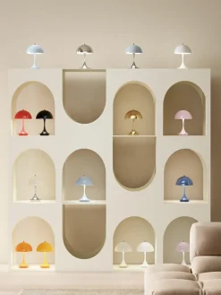 Mobile dimmbare LED-Tischlampe Panthella, H 24 cm