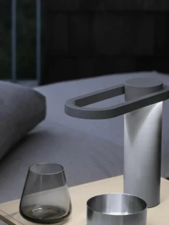 Mobile LED-Outdoor-Tischlampe Hoop, dimmbar