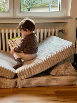 Modulares Kinder-Spielsofa Mila aus Cord, handgefertigt