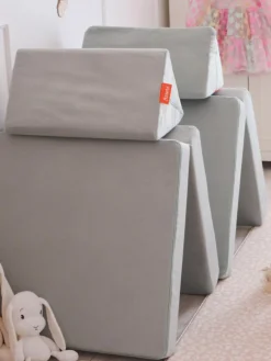 Modulares Kinder-Spielsofa Mila aus Samt, handgefertigt