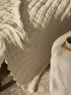 Musselin-Tagesdecke Bethany mit Fransen