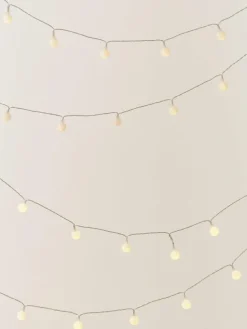 Outdoor LED-Lichterkette Slingan, 735 cm