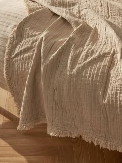 Plissierte Baumwolldecke Artemis mit Fransen