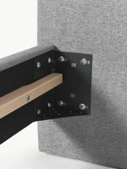 Polsterbett Giulia mit Holzfüßen