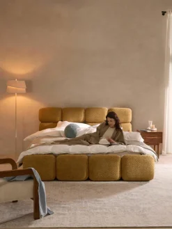 Polsterbett Tayla aus Teddy-Bouclé