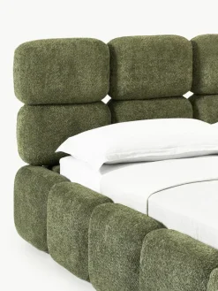 Polsterbett Tayla aus Teddy-Bouclé mit Stauraum