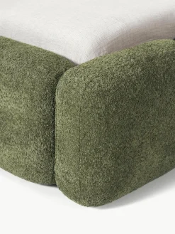 Polsterbett Tayla aus Teddy-Bouclé mit Stauraum