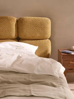 Polsterbett Tayla aus Teddy-Bouclé