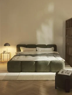 Polsterbett Tayla aus Teddy-Bouclé