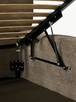 Polsterbett Tayla aus Teddy-Bouclé mit Stauraum